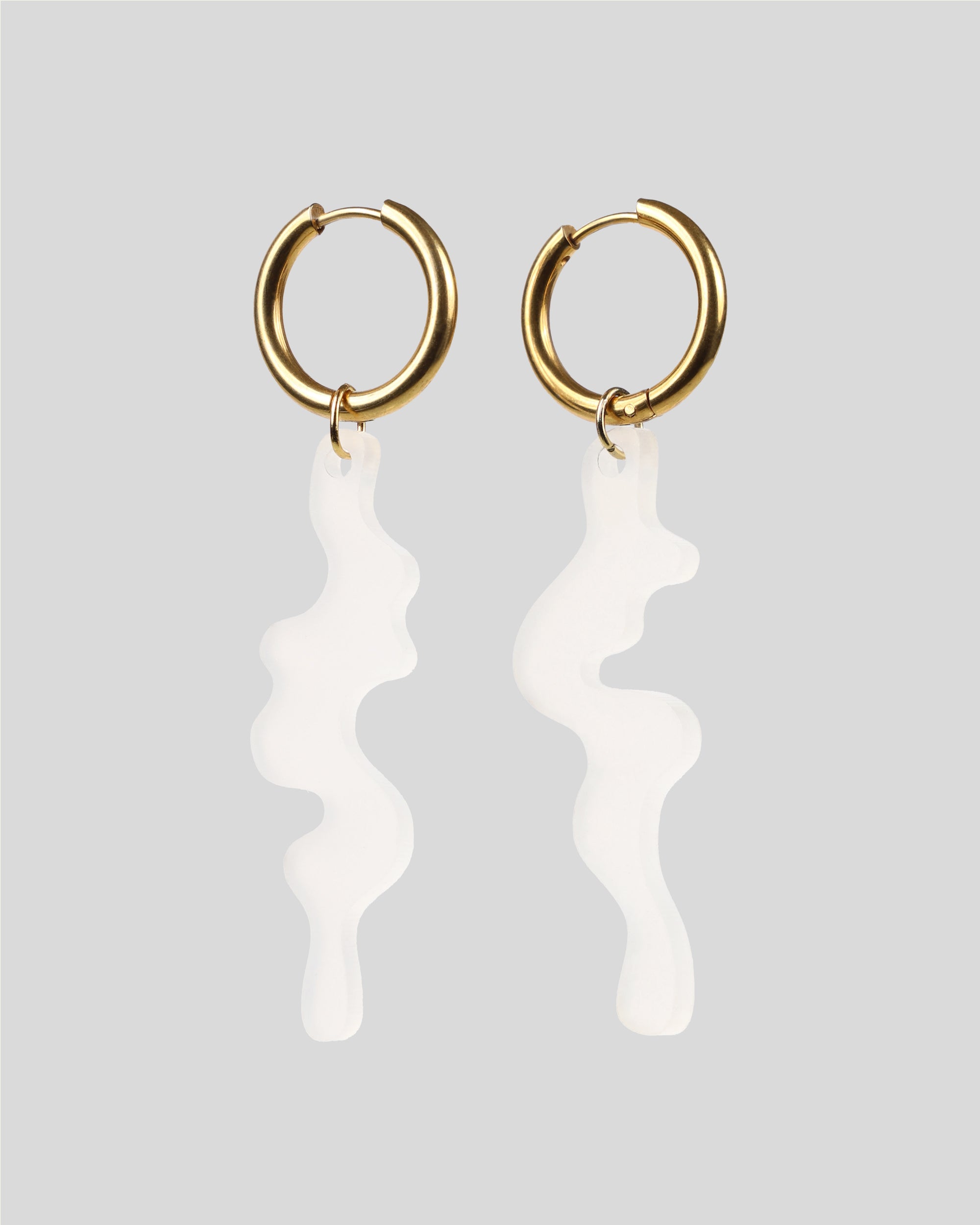Earring Drip — Soft White