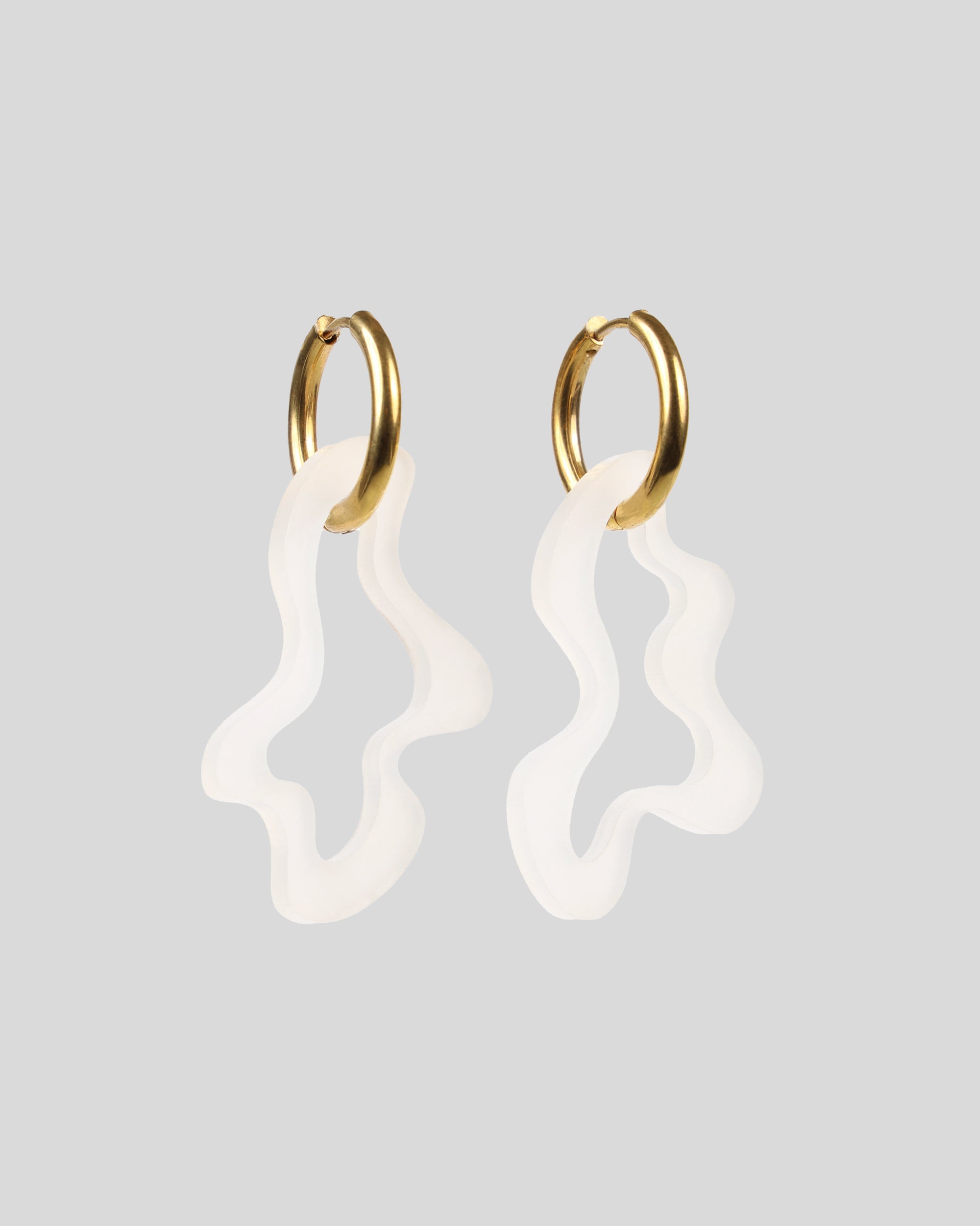 Earring Puddle — Soft White